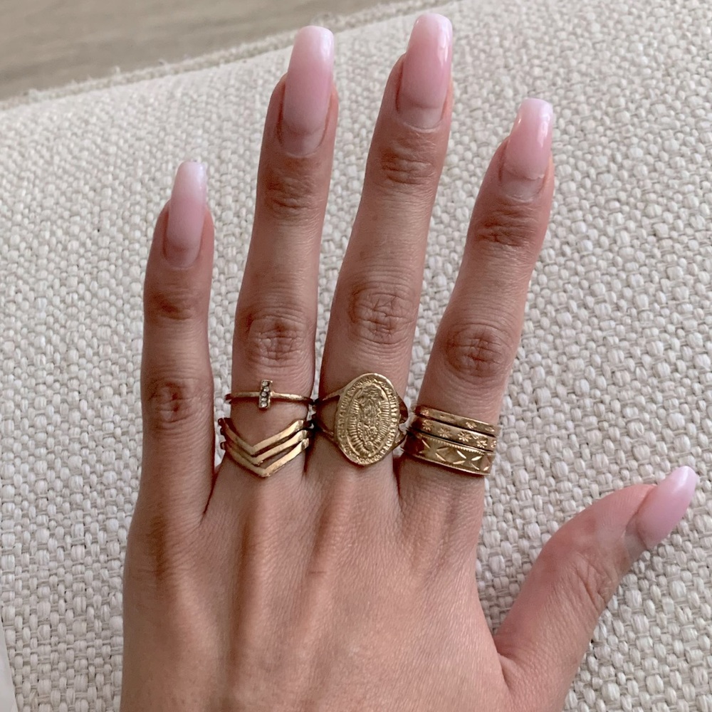 Elegant Set of 8 Gold Stainless Steel Rings - Perfect for Stacking & Mixing!